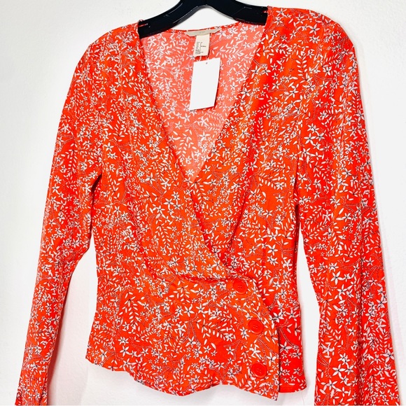 H&M Floral Wrap Front Long Sleeve Shirt - Picture 2 of 4